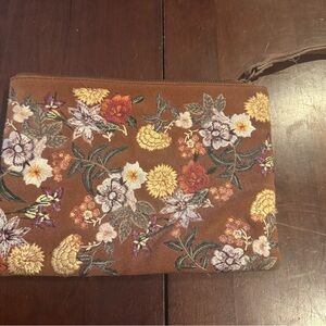 Vintage Lucky Brand Floral Embroidered Brown Wristlet Clutch